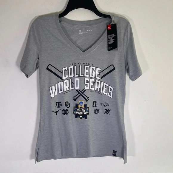 Under Armour NCAA College World Series V-Neck T-shirt Size S NWT - Picture 1 of 6